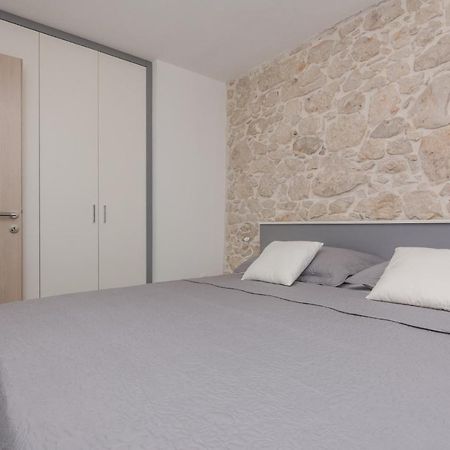 Apartmani Mustaca Dvori Privlaka  Exteriör bild