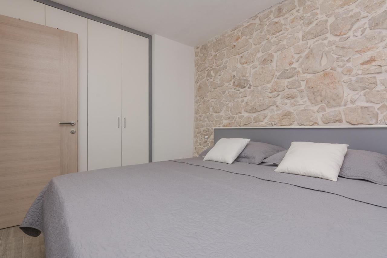 Apartmani Mustaca Dvori Privlaka  Exteriör bild